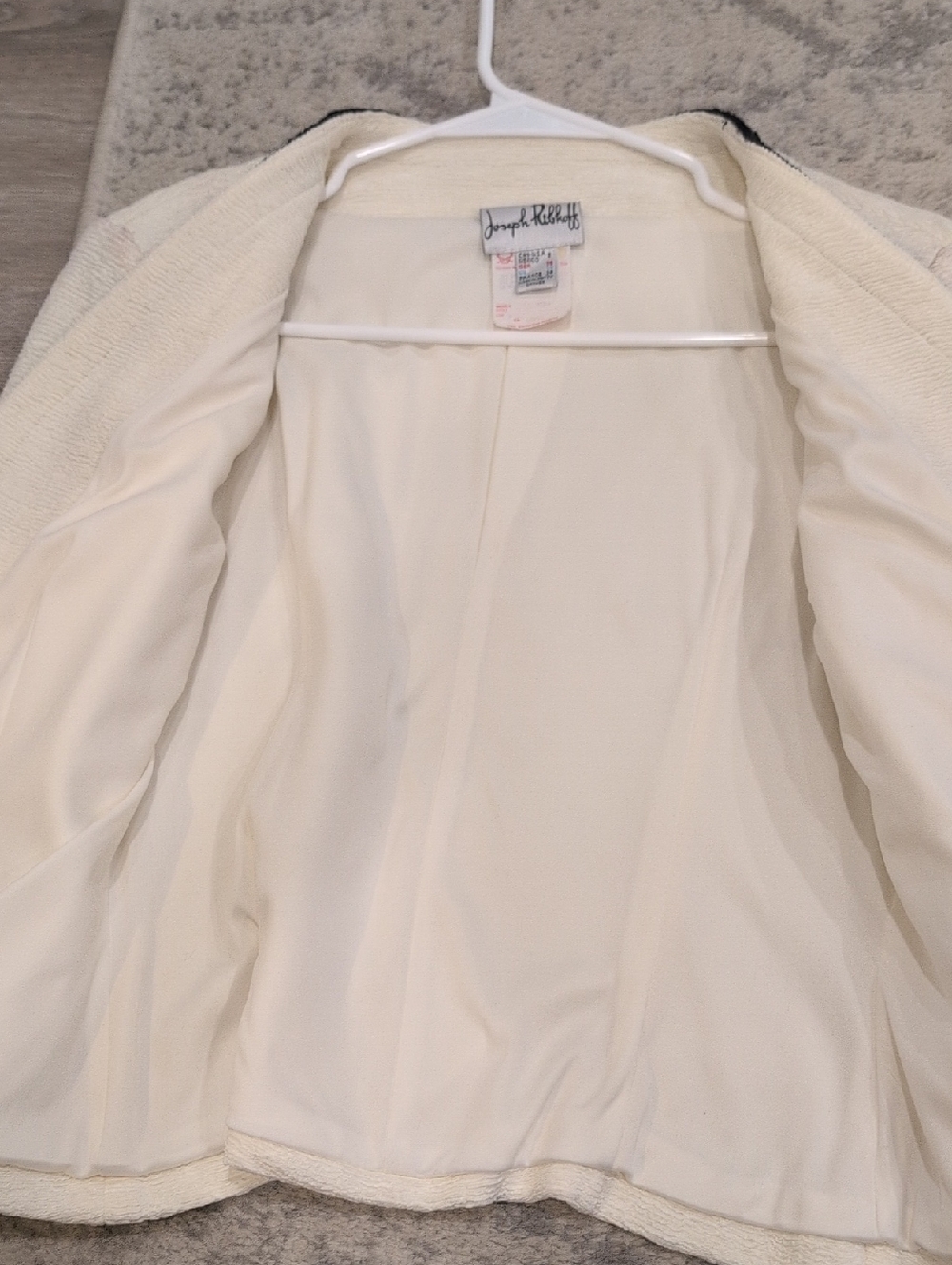 Joseph Ribkoff Blazer - Picture 4 of 8